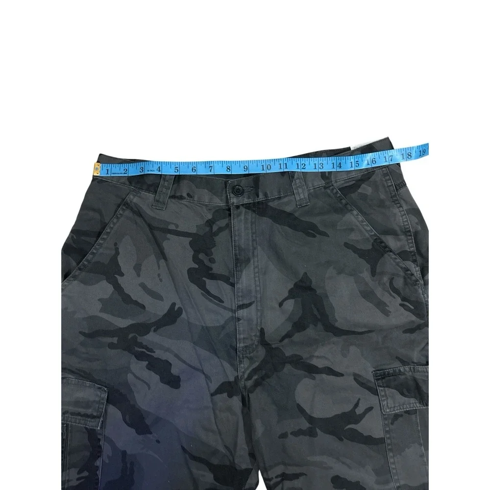 Wrangler Camo Cargo Shorts Men's 36 Gray Black Camouflage Military NEW